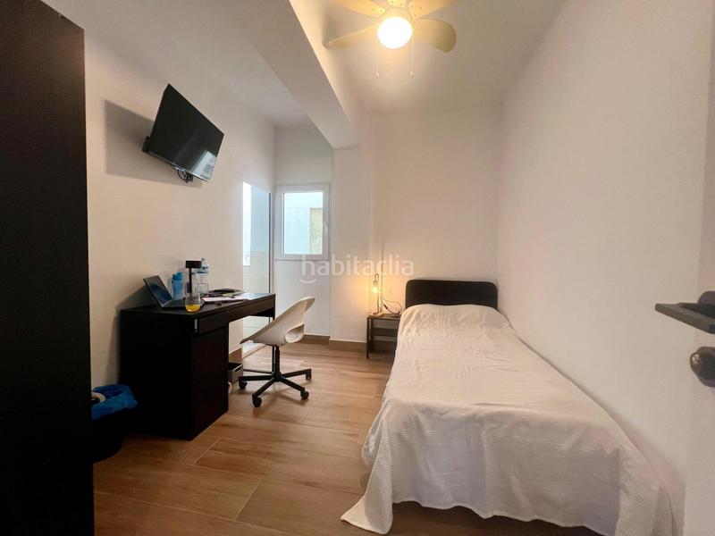 Foto ace62874-7d89-4e6f-8b17-837ada10db4a. Appartement dans calle calle de la calzada de castro dans Almería