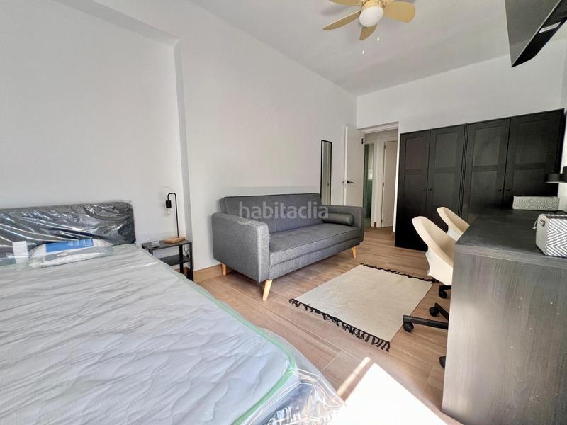 Foto e483663e-571b-43dc-ad65-1dbc86696d1b. Appartement dans calle calle de la calzada de castro dans Almería