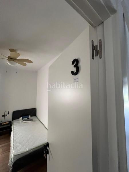 Foto 598ece24-72fe-43c1-a9b4-23fc4e0067de. Piso en calle calle de la calzada de castro en Nueva Andalucía Almería