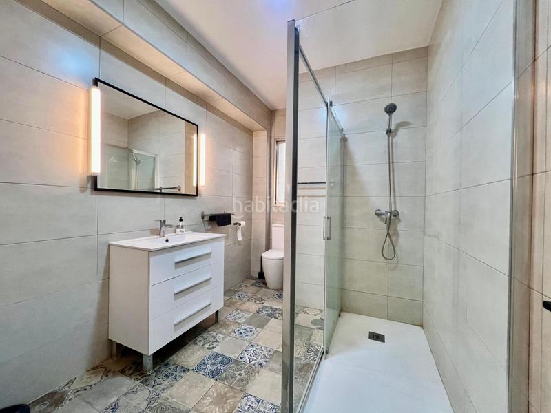 Foto d7f83b8d-a415-4e35-b243-684a11198f3e. Piso en calle calle de la calzada de castro en Nueva Andalucía Almería