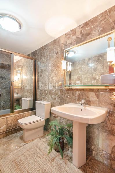 Foto 07436820-fdf3-41cf-8609-2c8959ce3615. Appartamento in calle fuertes acevedo 34 in La Ería Oviedo