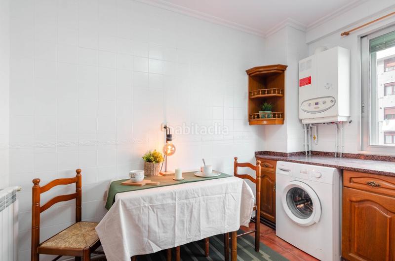 Foto 36f602ab-2c7a-4c4a-9316-992a2cecdf8b. Appartamento in calle fuertes acevedo 34 in La Ería Oviedo