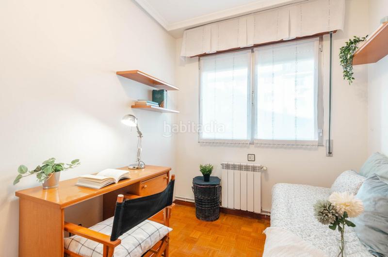 Foto 56abaead-d2a1-4361-b687-def78461189f. Appartamento in calle fuertes acevedo 34 in La Ería Oviedo