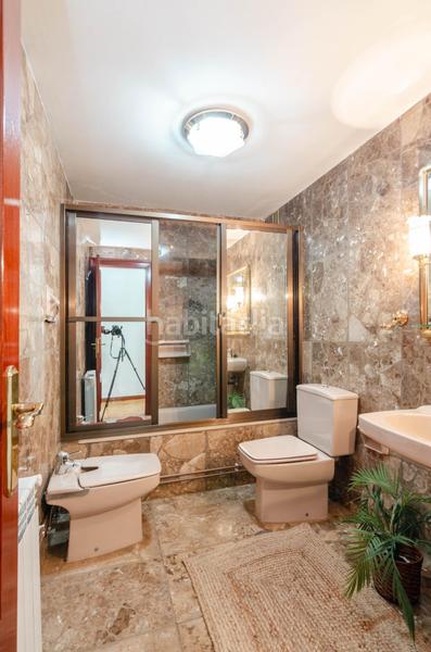 Foto 9e5664fd-4e9a-477c-a1cf-7493b292044e. Appartamento in calle fuertes acevedo 34 in La Ería Oviedo