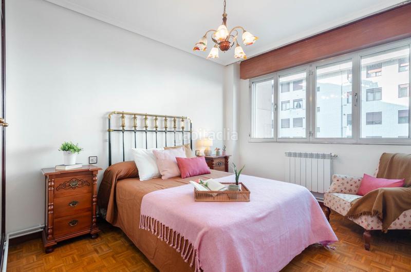 Foto bf827a4b-4f5e-4dd1-a61b-03a22c67c4ad. Appartamento in calle fuertes acevedo 34 in La Ería Oviedo