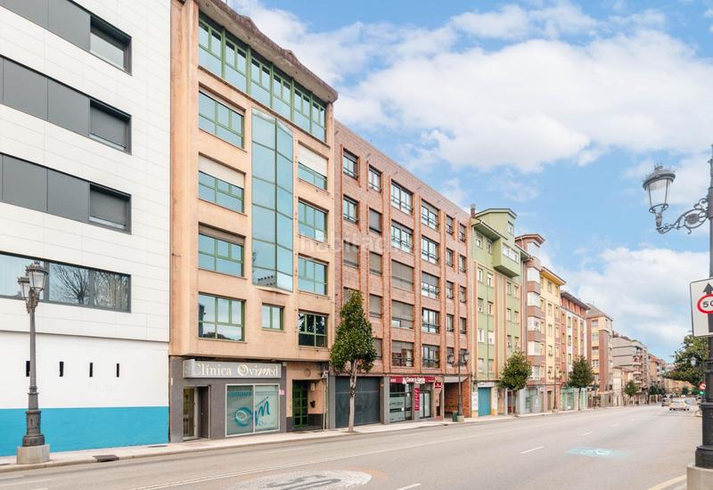 Foto ef29f26d-f27b-427b-88e0-00966969ad4f. Appartamento in calle fuertes acevedo 34 in La Ería Oviedo