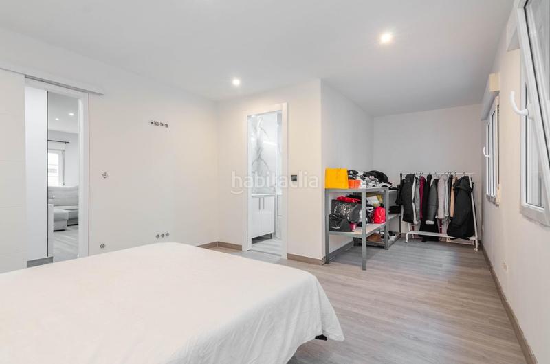 Foto 07883aa2-066c-442d-94b3-44af768ea6b1. Pis a calle cataluña 5 a Pumarín Gijón