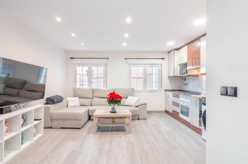 Foto 3946562f-13fa-4489-b8d4-1242a7ccfd7a. Pis a calle cataluña 5 a Pumarín Gijón