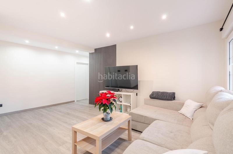 Foto 5421a6b4-6d5a-4a2c-a1a5-3cd4f2184faf. Pis a calle cataluña 5 a Pumarín Gijón