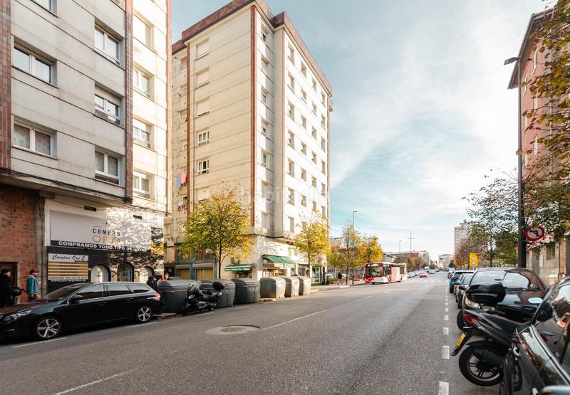 Foto 6dff853c-e77b-4426-905e-414b065fa218. Pis a calle cataluña 5 a Pumarín Gijón