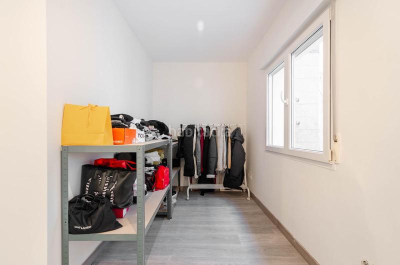 Foto a7478840-b703-446f-bcbd-7dfd878eff8b. Pis a calle cataluña 5 a Pumarín Gijón