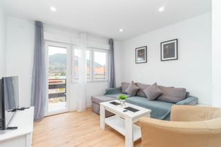 Appartement  Calle carretera de castañera 14. Piso en el centro de arriondas.