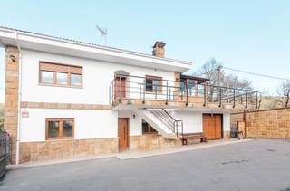Maison  Camino l´arancel 19. Amplia vivienda con parcela de 500 m2, 2 garajes y servicios a p
