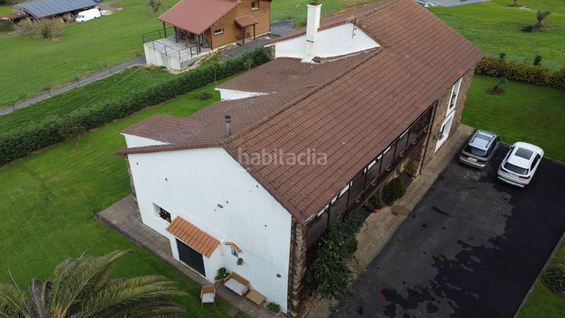 Foto ed91ef19-a2fb-451b-bda5-4d4509fc488c. House in barrio fondo-guimaran 16 in Carreño