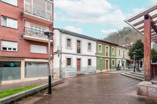 Reihenhaus in Plaza plaza constitución 2. Tu lienzo en blanco en el corazón de mieres! casa con jardín jun