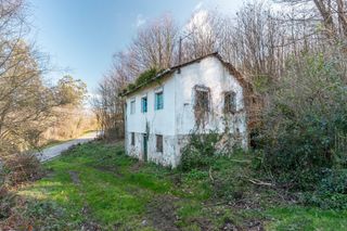 Casa in Lugar castillo de tineo 33. Oportunidad real casa con parcela para rehabilitar en tineo