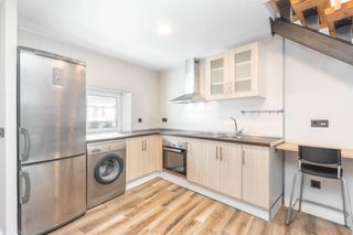 Maison jumelée à Lugar areñes 105. Bonita casa reformada con garaje sin finca en zona centro de ast