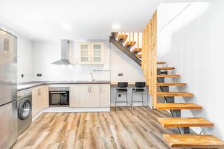 Casa a schiera in Lugar areñes 105. Bonita casa reformada con garaje sin finca en zona centro de ast