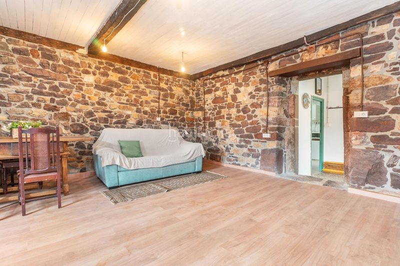 Foto 5ba8b39e-27c9-411c-a04a-14f63a5bc29e. Casa a Somiedo