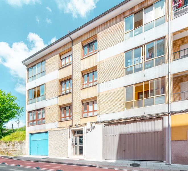 Foto 0a482b3a-7a4b-4fa3-a998-ac32ac5da240. Pis amb calefacció a la pola Siero Siero