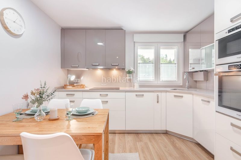 Foto 30514672-b540-4768-bc0c-022cc72168d8. Pis amb calefacció a la pola Siero Siero