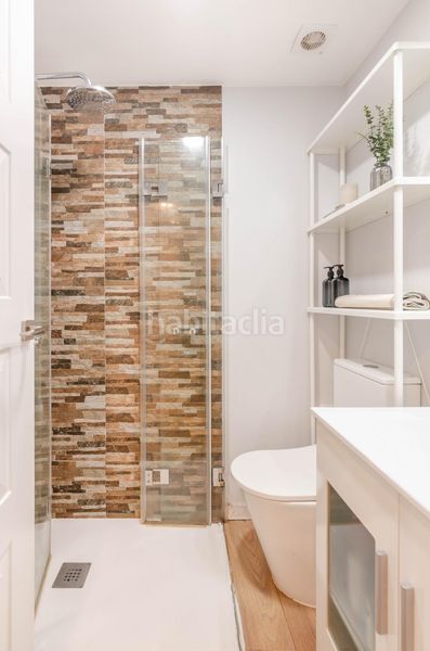 Foto d02710d5-f6fb-46e6-8ae0-87a9010c2922. Pis amb calefacció a la pola Siero Siero