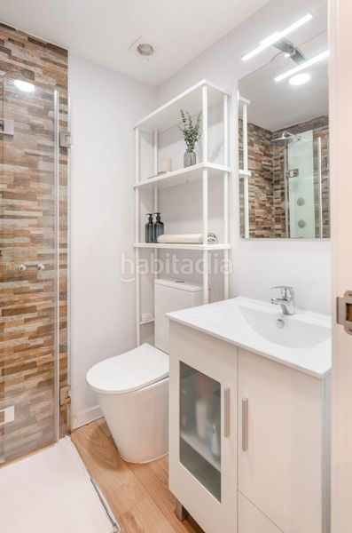 Foto ee07bac3-82c0-460e-877f-2bb7b6c3aac7. Pis amb calefacció a la pola Siero Siero