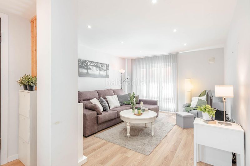 Foto ff4d5d2f-4756-46cf-b70e-22c0face7889. Pis amb calefacció a la pola Siero Siero