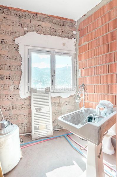 Foto e8a45bf5-de2b-495d-91ef-0267f2b146af. Pis a Aller