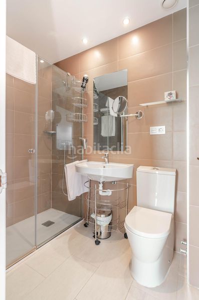 Foto 10f3a932-f898-45c0-9f11-d56a2e36d0f5. Chalet complejo rural en venta en Morcín