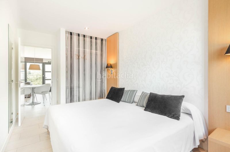 Foto 4ec23dca-1e14-483e-a5ff-87dc2657fdb1. Chalet complejo rural en venta en Morcín