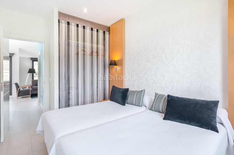 Foto 55f3fbda-e61a-4717-b7eb-52c76967ce0e. Chalet complejo rural en venta en Morcín