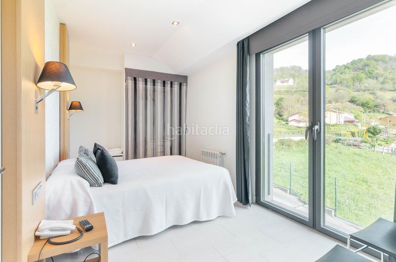 Foto 9f50fc6b-9813-4897-bb96-a06ecbb6efdf. Chalet complejo rural en venta en Morcín