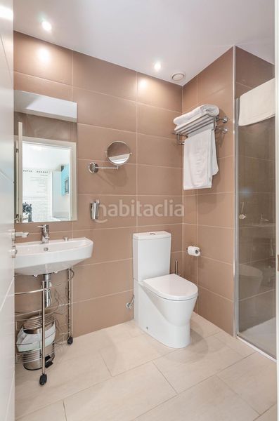 Foto afe41997-3617-4ea0-8c62-ca36de174ec3. Chalet complejo rural en venta en Morcín