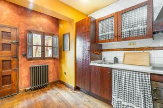 Piso en Calle de la rua 13. Venta de piso con vistas a la catedral de oviedo