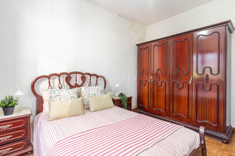 Foto c31979eb-20cf-4d43-ac50-2075041112fc. Edificio in lugar basoreu 3 in Nava