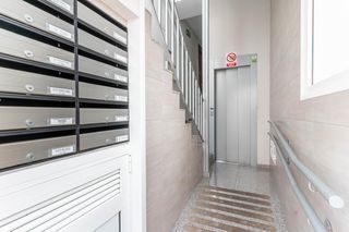 Appartement à Calle madrid 19. Piso en venta en luanco por 177,000 tiene ascensor .