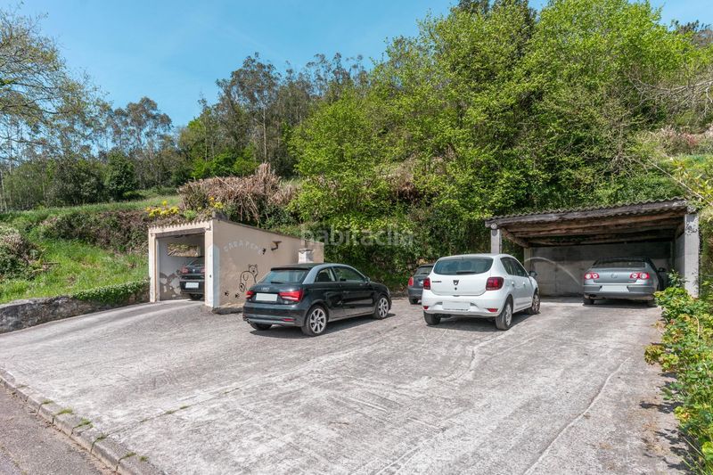 Foto b7fd6f18-f8c3-42f1-b276-ed1cde00ad96. Casa amb aparcament a Coaña