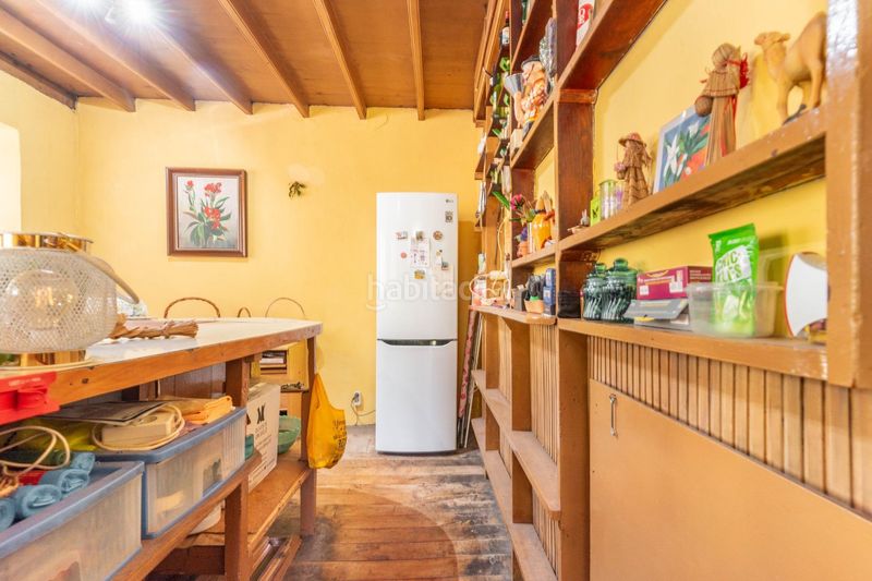 Foto fb6bf2cf-24d3-42fc-a979-fc8083bc79a3. Casa amb aparcament a Coaña