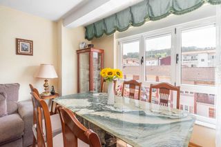 Etagenwohnung in Plaza leon 1. Piso en venta en las vegas corvera de asturias