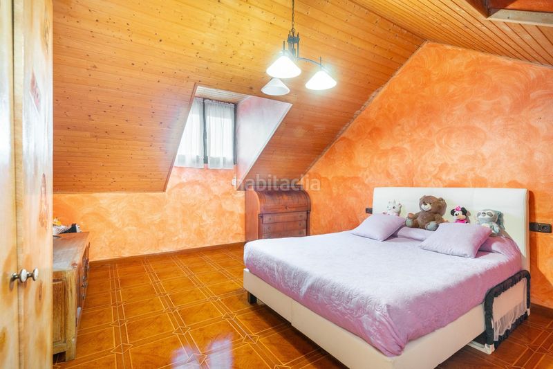 Foto 0d7a15ce-dc2f-472f-9222-a0942e9fb437. Casa a carretera andarujo 19 a La Felguera Langreo