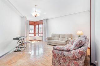 Apartament  Calle perlora 1. Calle perlora  luminosidad, amplitud y garaje incluido a un paso
