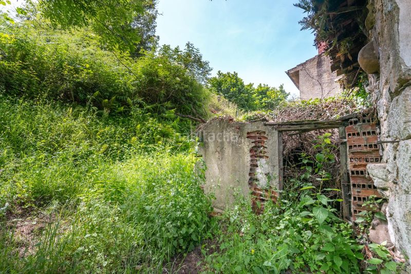 Foto 927b0d1c-6840-475a-a4e1-550cf54b04e0. Casa a castañeu 31 a Parres
