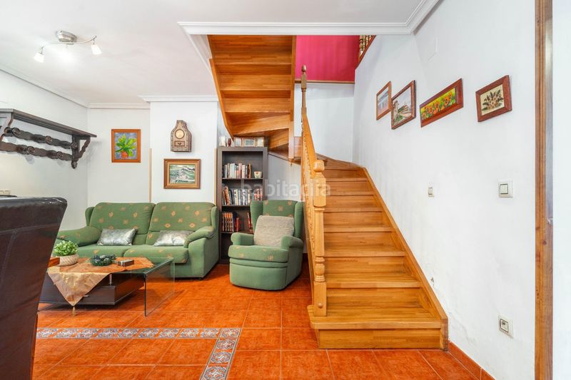 Foto 40566f97-ddff-4e67-b9ac-ae7a47531588. Casa a calle jose manuel bobes 26 a Llanera