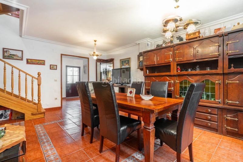 Foto 4b8da8a6-5b80-459e-ba97-30b60afb7fdd. Casa a calle jose manuel bobes 26 a Llanera