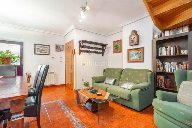 Foto 6ccc2adf-2252-408a-b20d-544a21b09e40. Casa a calle jose manuel bobes 26 a Llanera