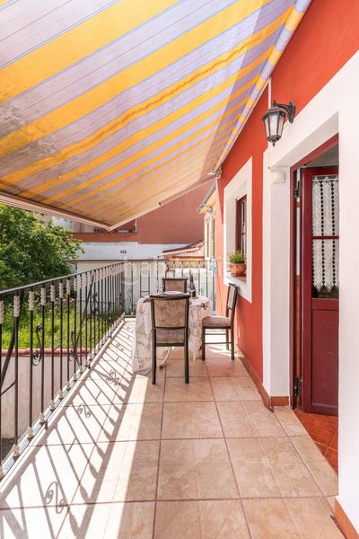 Foto 7a99ba1a-b549-4d57-8a53-d9f10cc26509. Casa a calle jose manuel bobes 26 a Llanera