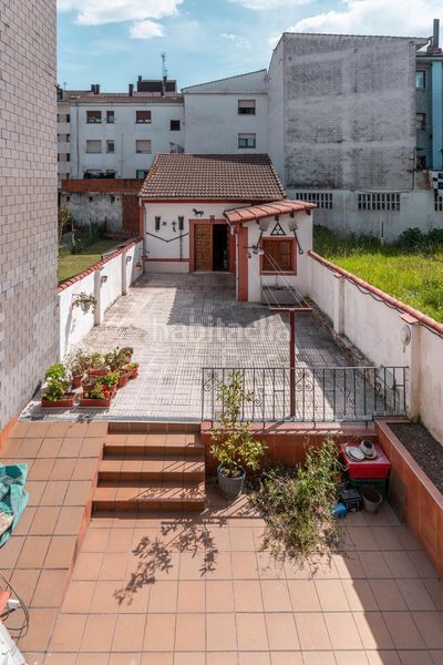 Foto a330a295-7a16-4409-8c35-5b837451ff96. Casa a calle jose manuel bobes 26 a Llanera