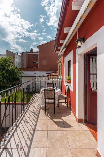 Foto d15ab378-6239-4b6e-8a50-d86e2d3a711b. Casa a calle jose manuel bobes 26 a Llanera