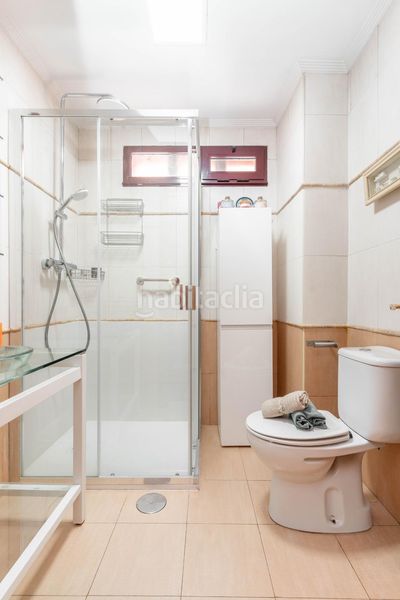 Foto d70325c4-672d-497c-b778-0c6d6acc2b7f. Casa a calle jose manuel bobes 26 a Llanera